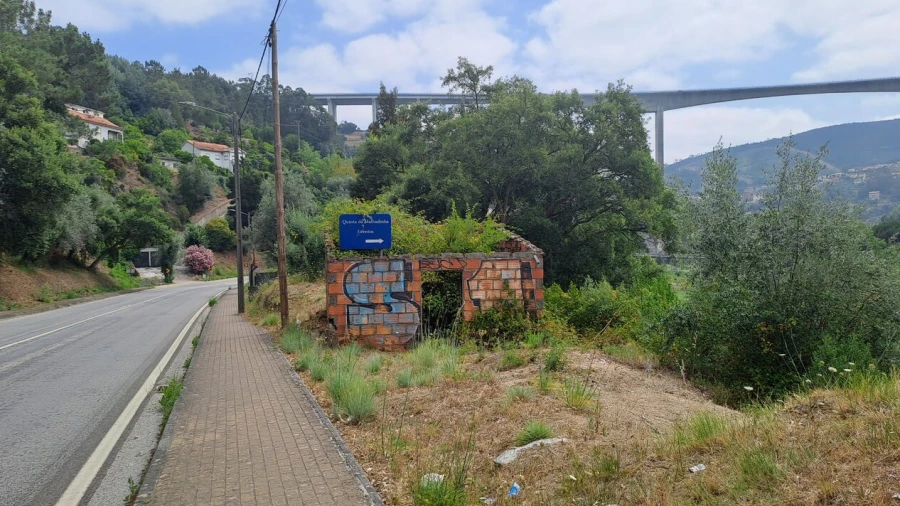 Terreno para Venda em Ceira