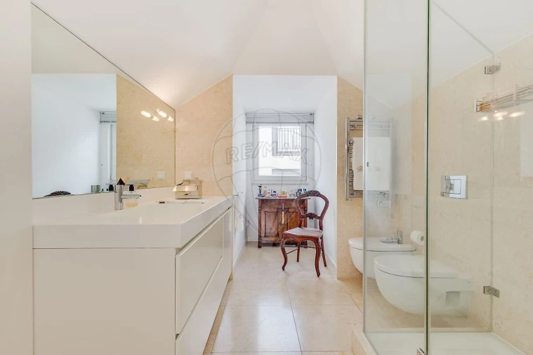 Apartamento T2 para Venda em Misericórdia Foto 29