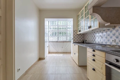 Apartamento T4 para Venda em Alvalade