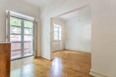 Apartamento T4 para Venda em Alvalade