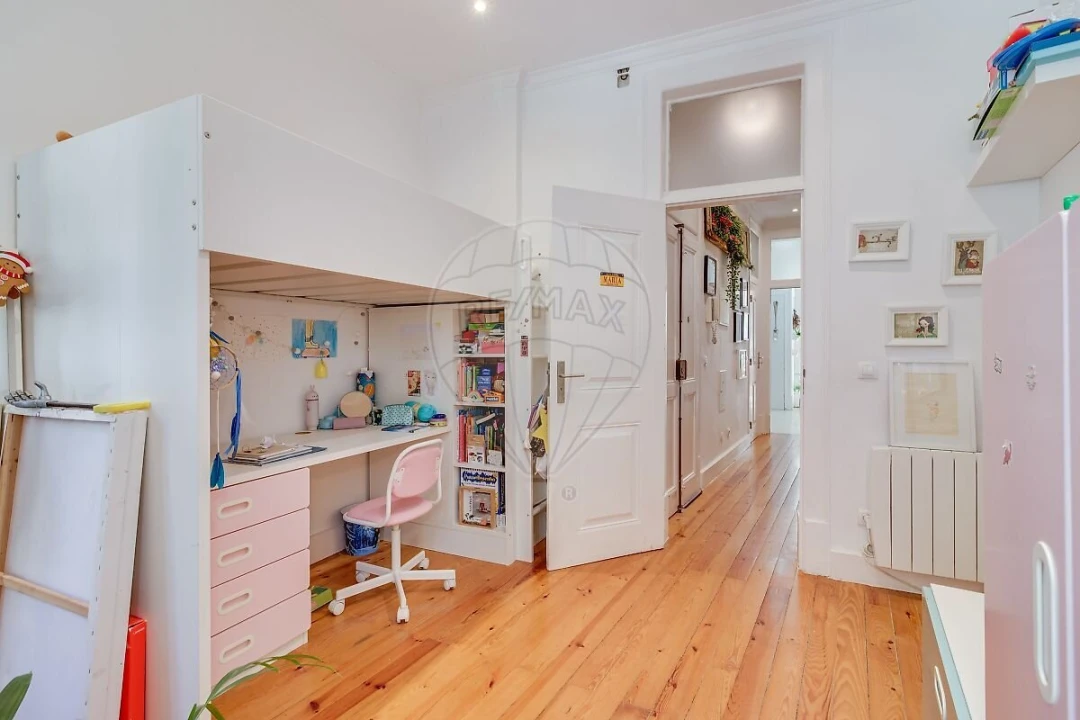 Apartamento T2 para Venda em Campo de Ourique Foto 14