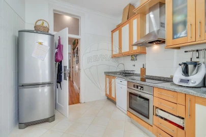 Apartamento T2 para Venda em Campo de Ourique