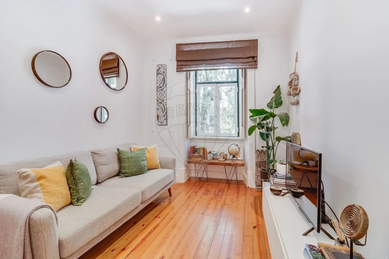 Apartamento T2 para Venda em Campo de Ourique Foto 3