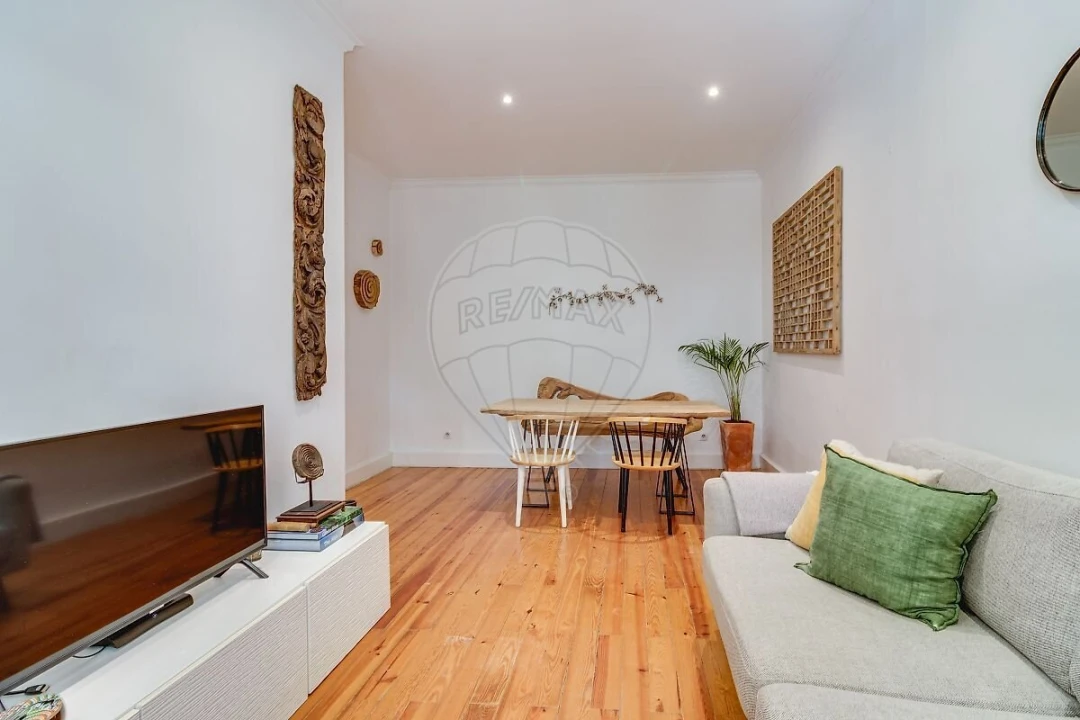 Apartamento T2 para Venda em Campo de Ourique Foto 4