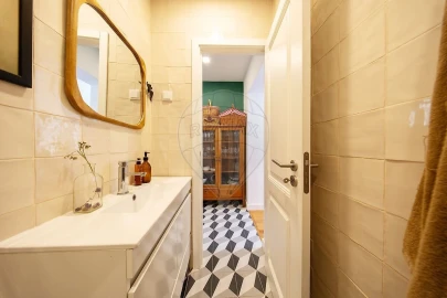 Apartamento T2 para Venda em Santa Maria Maior