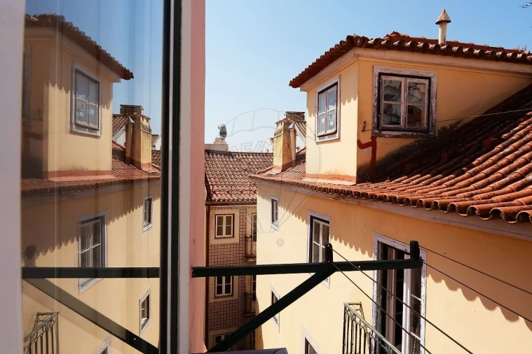 Apartamento T2 para Venda em Santa Maria Maior Foto 32