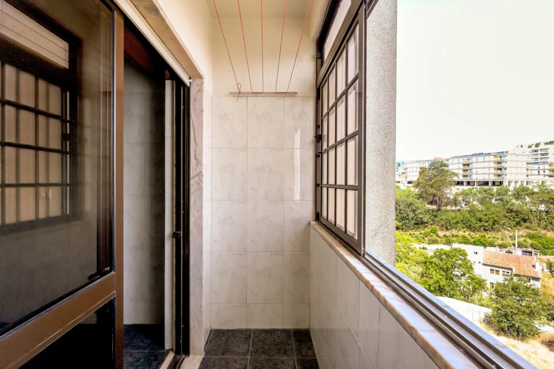 Apartamento T4 para Venda em Carnaxide e Queijas Foto 26