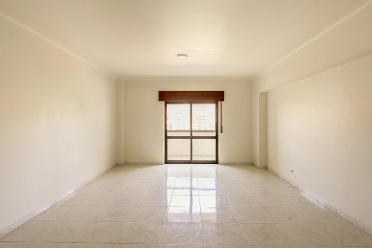 Apartamento T4 para Venda em Carnaxide e Queijas Foto 5