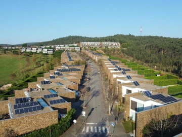 Moradia T3 para Venda em Água Longa