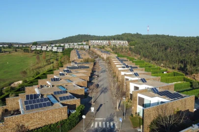 Moradia T4 para Venda em Água Longa