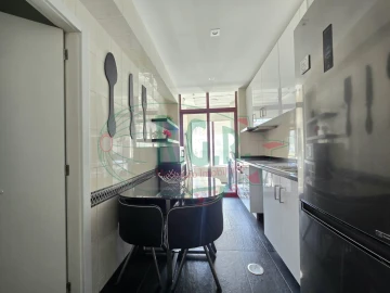 Apartamento T2 para Venda em Gondomar (São Cosme), Valbom e Jovim