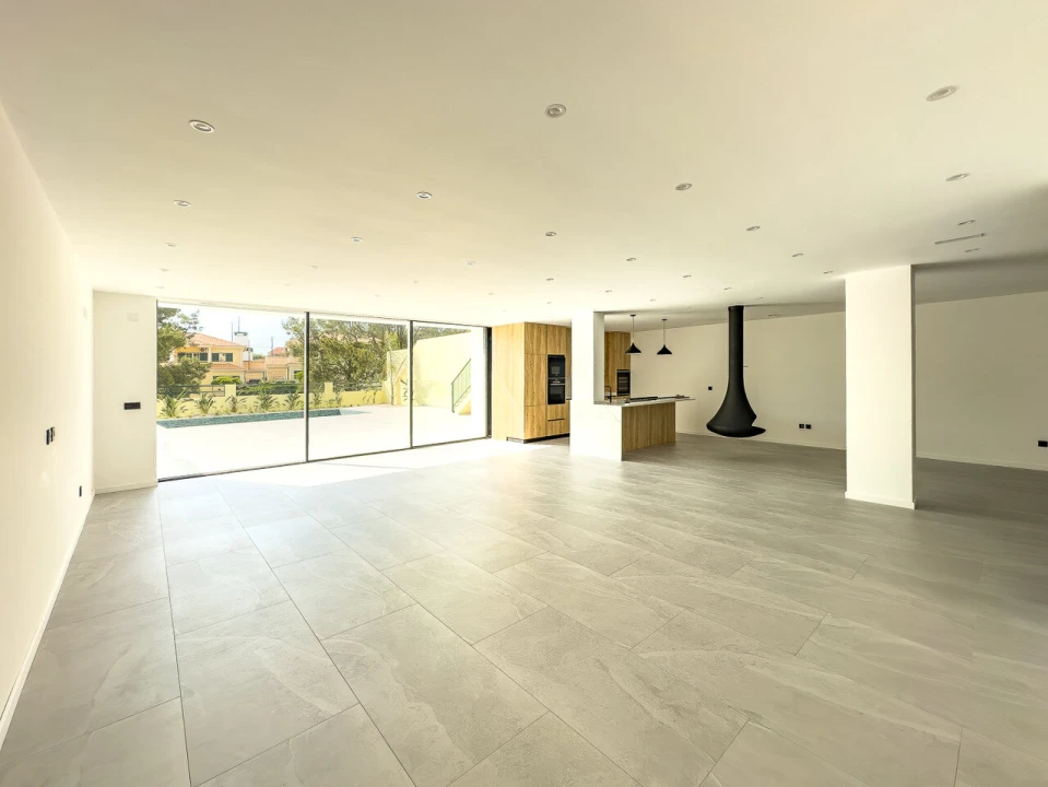 Moradia T4 para Venda em Ericeira Foto 3