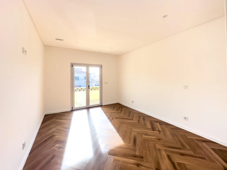 Moradia T4 para Venda em Ericeira Foto 17