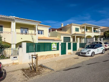 Moradia T4 para Venda em Ericeira