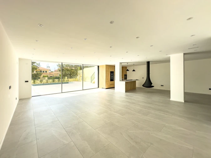 Moradia T4 para Venda em Ericeira Foto 3
