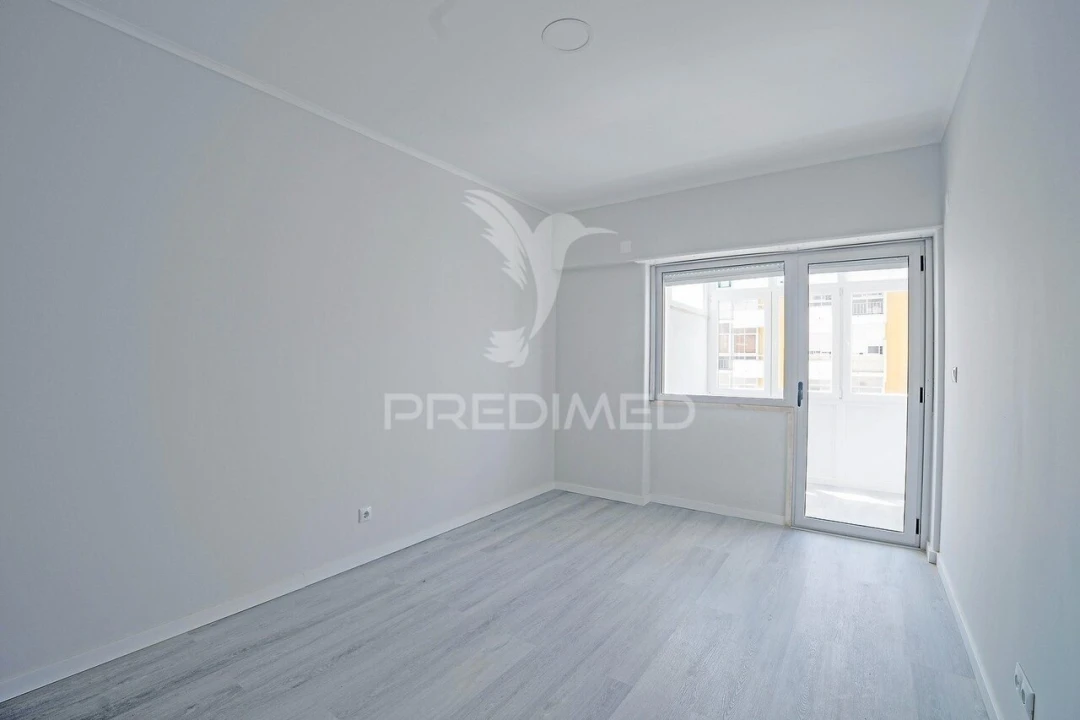 Apartamento T2 para Venda em Oeiras e São Julião da Barra, Paço de Arcos e Caxias Foto 19