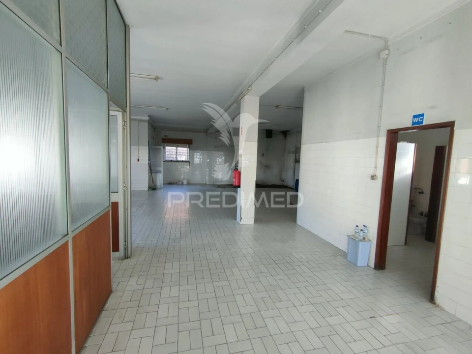 Armazém para Venda em Alcanena e Vila Moreira Foto 22