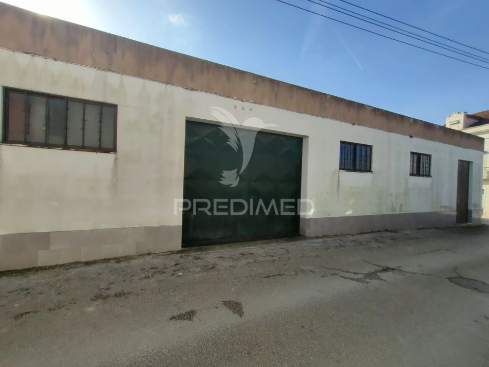 Armazém para Venda em Alcanena e Vila Moreira Foto 7