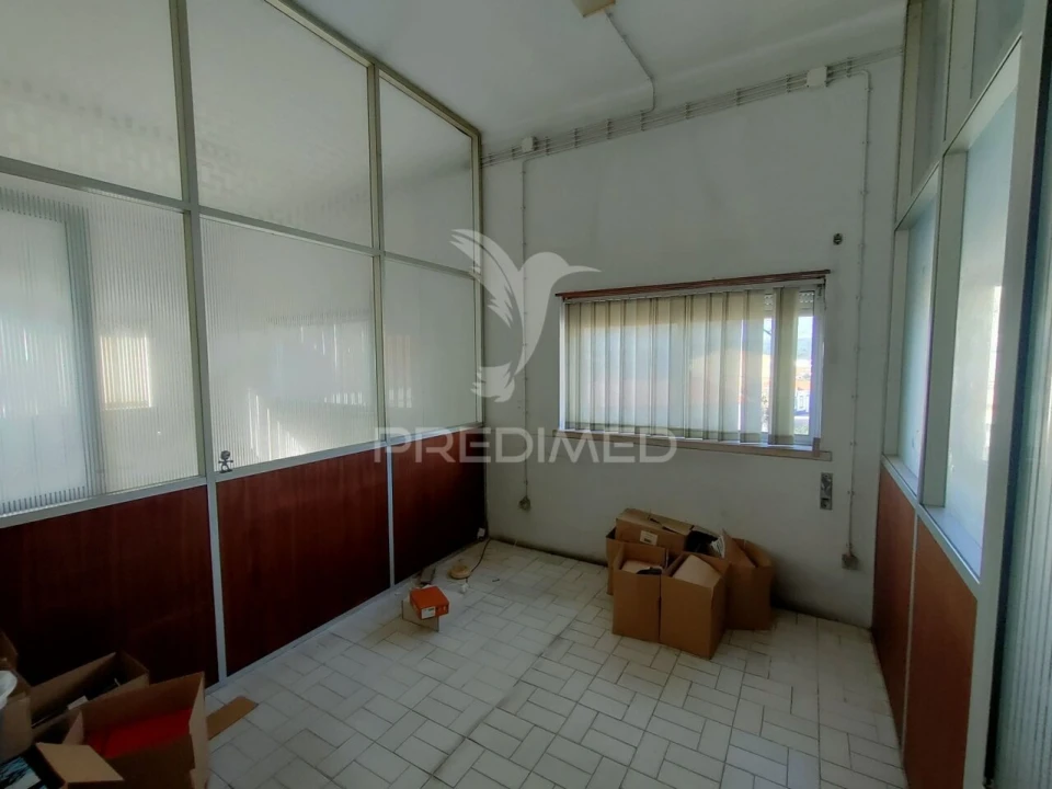 Armazém para Venda em Alcanena e Vila Moreira Foto 20