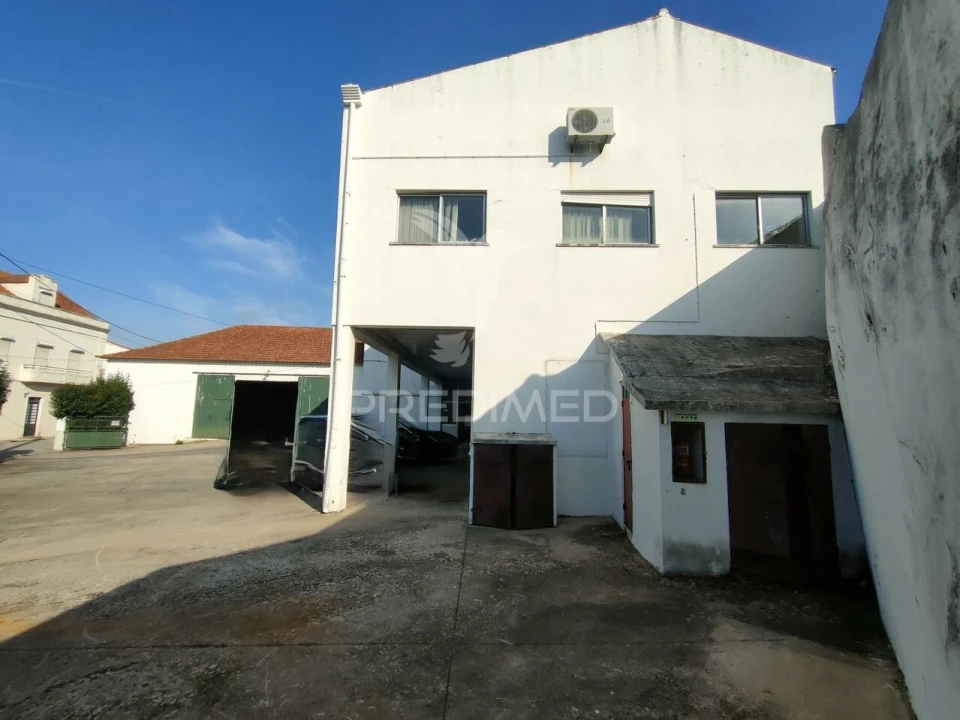 Armazém para Venda em Alcanena e Vila Moreira Foto 2