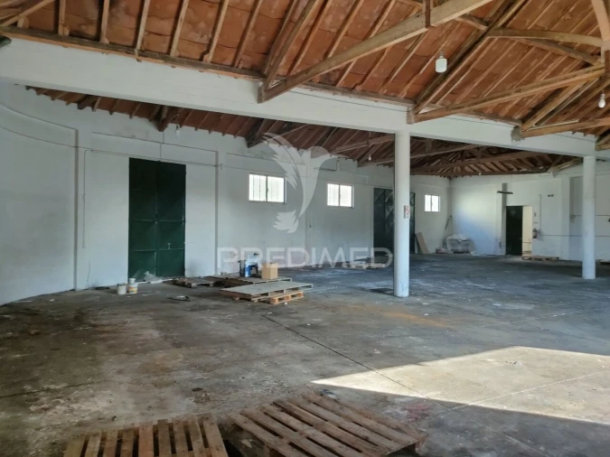 Armazém para Venda em Alcanena e Vila Moreira Foto 8