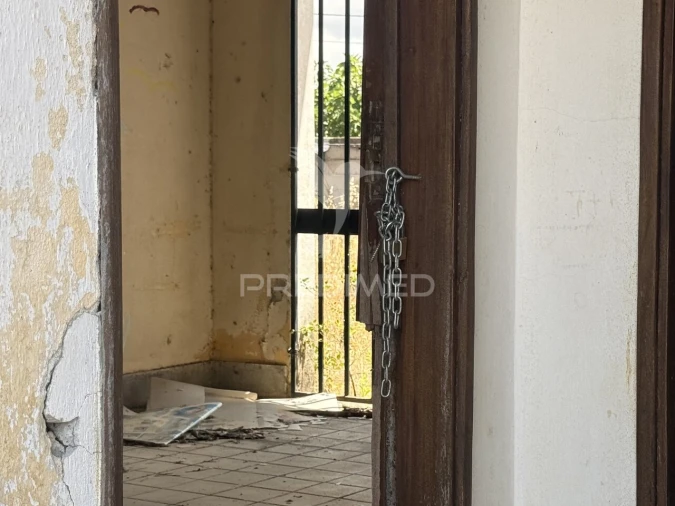Moradia T0 para Venda em Paialvo Foto 3