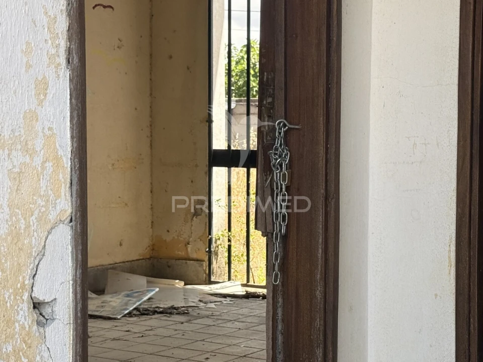 Moradia T0 para Venda em Paialvo Foto 3