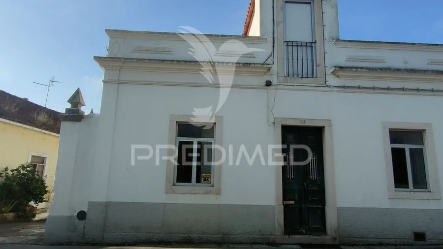 Moradia T4 para Venda em Alcanena e Vila Moreira