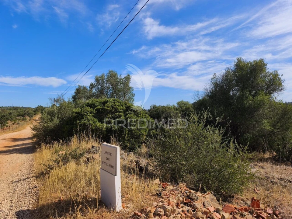 Terreno para Venda em Paderne Foto 1