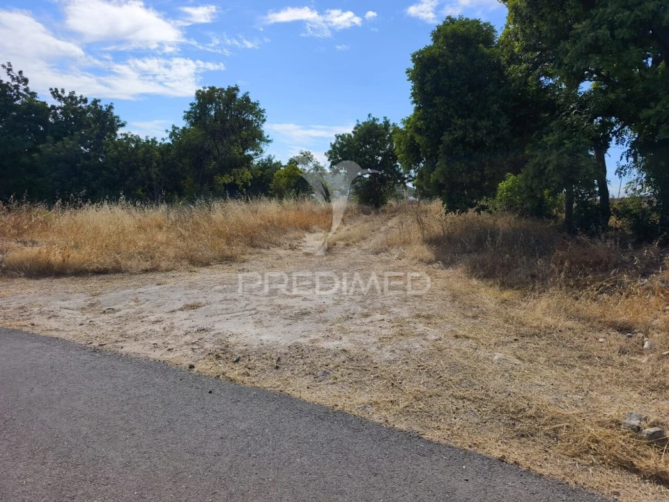 Terreno para Venda em Paderne Foto 2