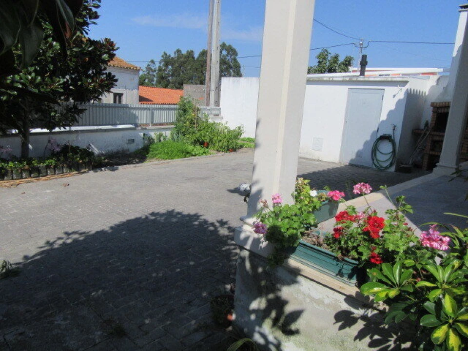 Moradia T3 para Venda em Vieira de Leiria Foto 13