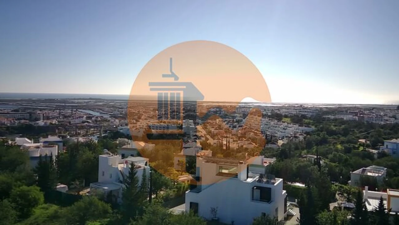 Moradia T4 para Venda em Tavira (Santa Maria e Santiago) Foto 15