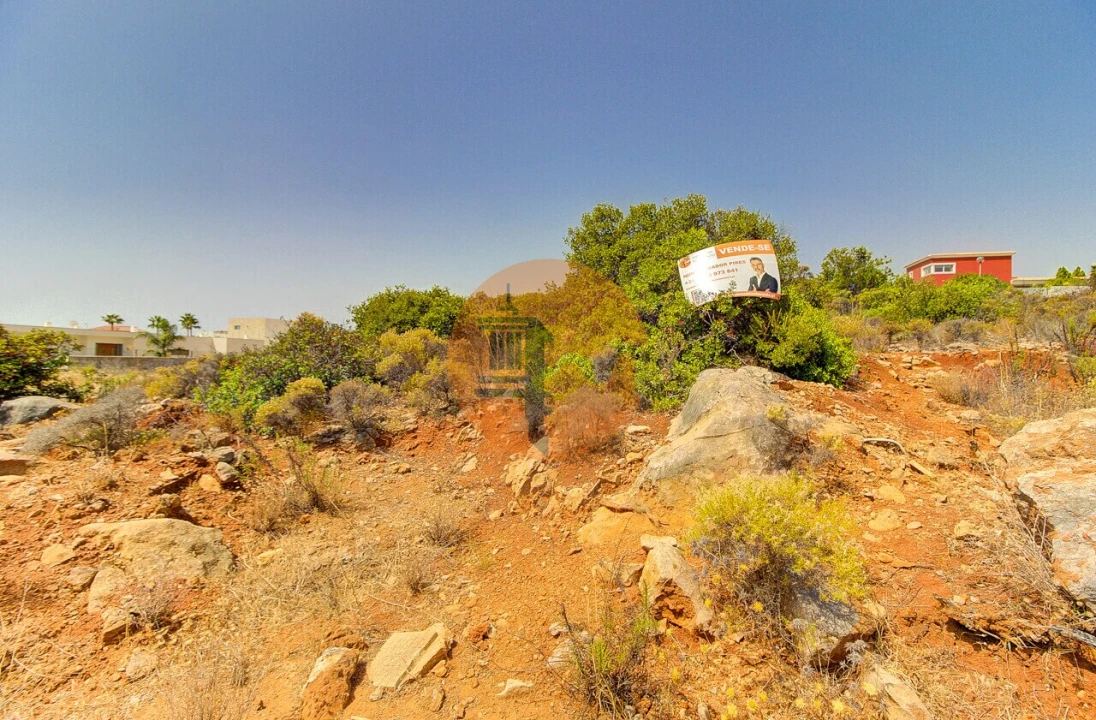 Terreno para Venda em Quelfes Foto 7