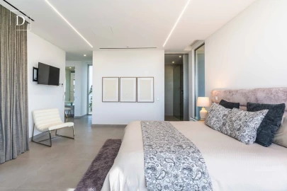 Moradia T4 para Venda em Loule (São Sebastião)