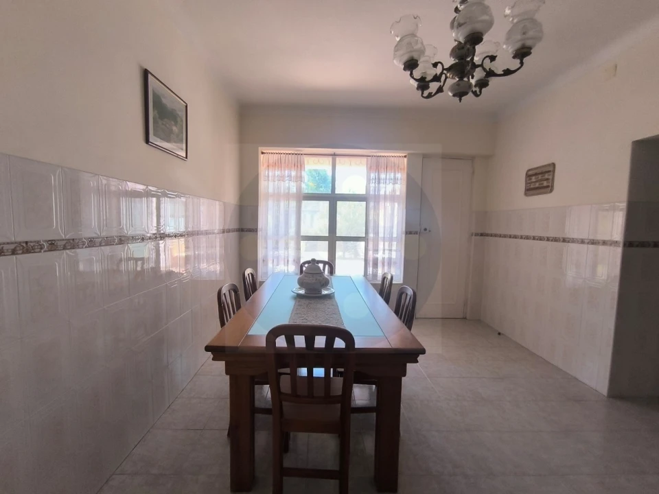 Moradia T8 para Venda em Tramagal Foto 15