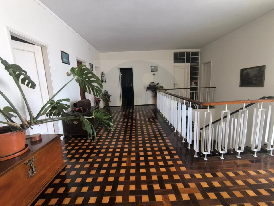Moradia T8 para Venda em Tramagal Foto 46