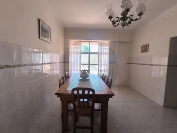 Moradia T8 para Venda em Tramagal