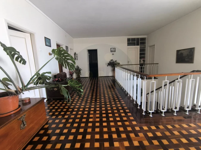 Moradia T8 para Venda em Tramagal Foto 46