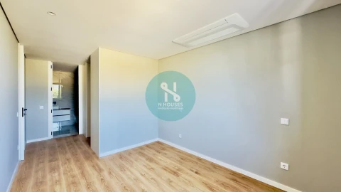 Apartamento T3 para Venda em Ferreiros e Gondizalves