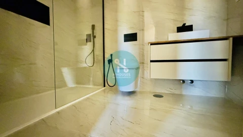 Apartamento T3 para Venda em Ferreiros e Gondizalves