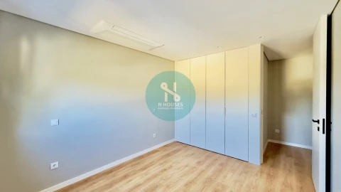 Apartamento T3 para Venda em Ferreiros e Gondizalves