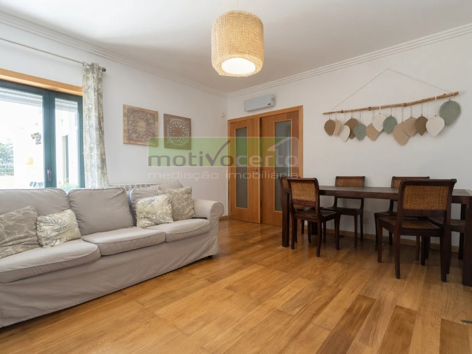 Apartamento T2 para Venda em Queluz e Belas Foto 6