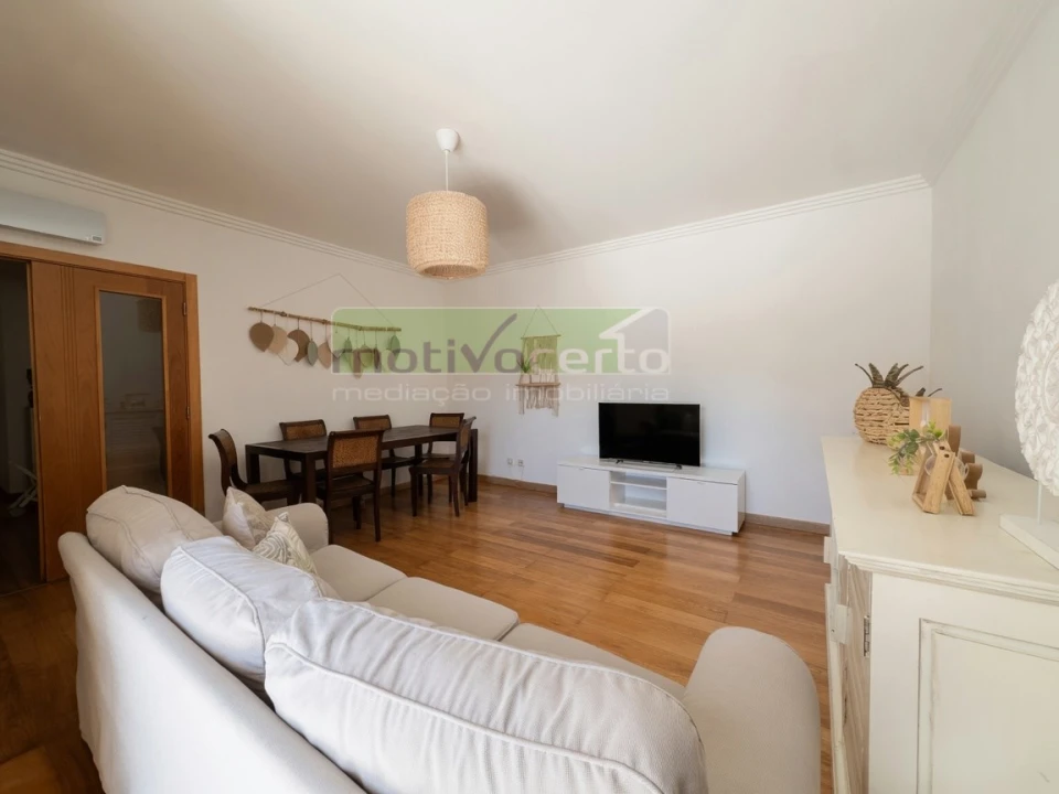 Apartamento T2 para Venda em Queluz e Belas Foto 7