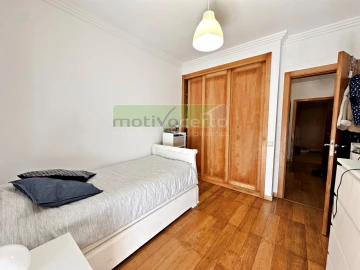 Apartamento T2 para Venda em Queluz e Belas
