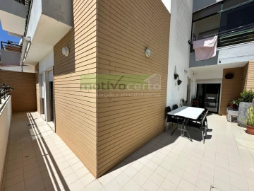 Apartamento T2 para Venda em Queluz e Belas