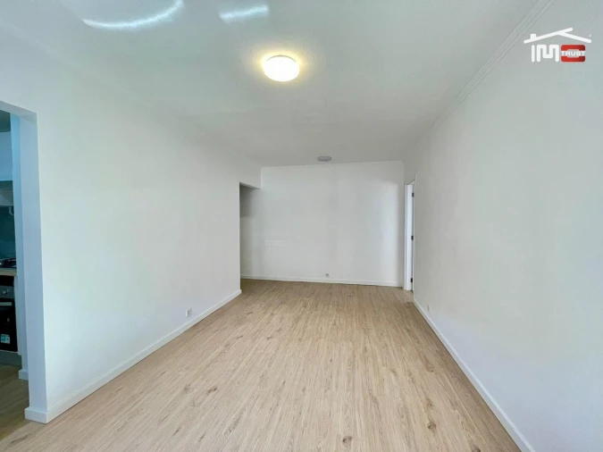 Apartamento T1 para Venda em Barreiro e Lavradio Foto 12