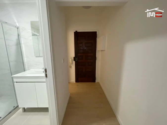 Apartamento T1 para Venda em Barreiro e Lavradio Foto 19