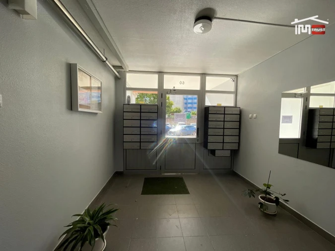 Apartamento T1 para Venda em Barreiro e Lavradio Foto 22