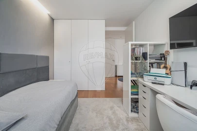 Apartamento T3 para Venda em Aldoar, Foz do Douro e Nevogilde