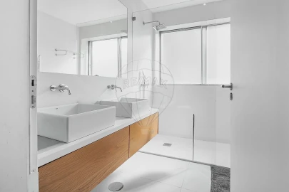 Apartamento T3 para Venda em Aldoar, Foz do Douro e Nevogilde